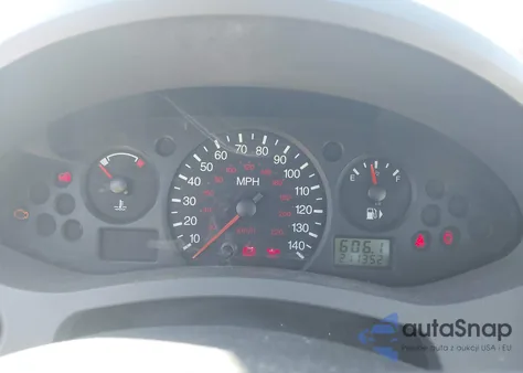 2005 Ford Focus Zx4 from USA, damaged, VIN 1FAFP34N75W203507